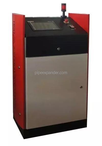 Expansion machine booster station of the tube expander machine
